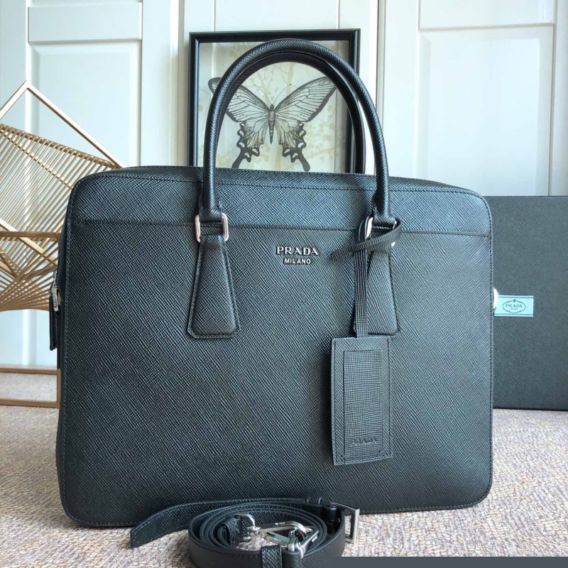 Pra*a briefcase